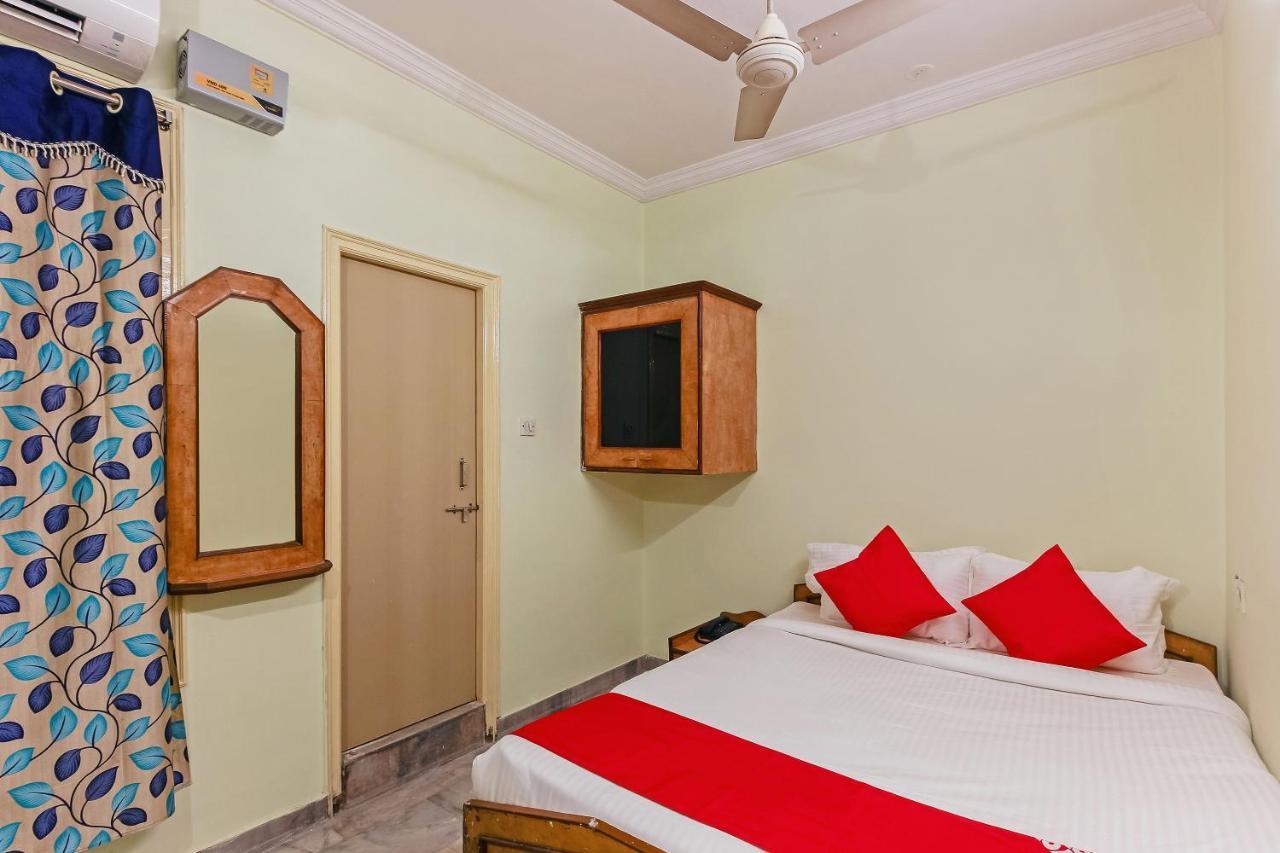 Oyo 23191 Flagship Hotel Raj Madan Ameerpet 海得拉巴 外观 照片