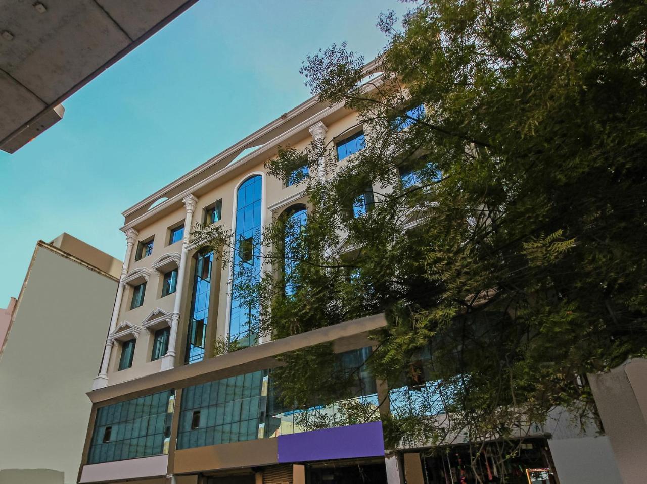 Oyo 23191 Flagship Hotel Raj Madan Ameerpet 海得拉巴 外观 照片
