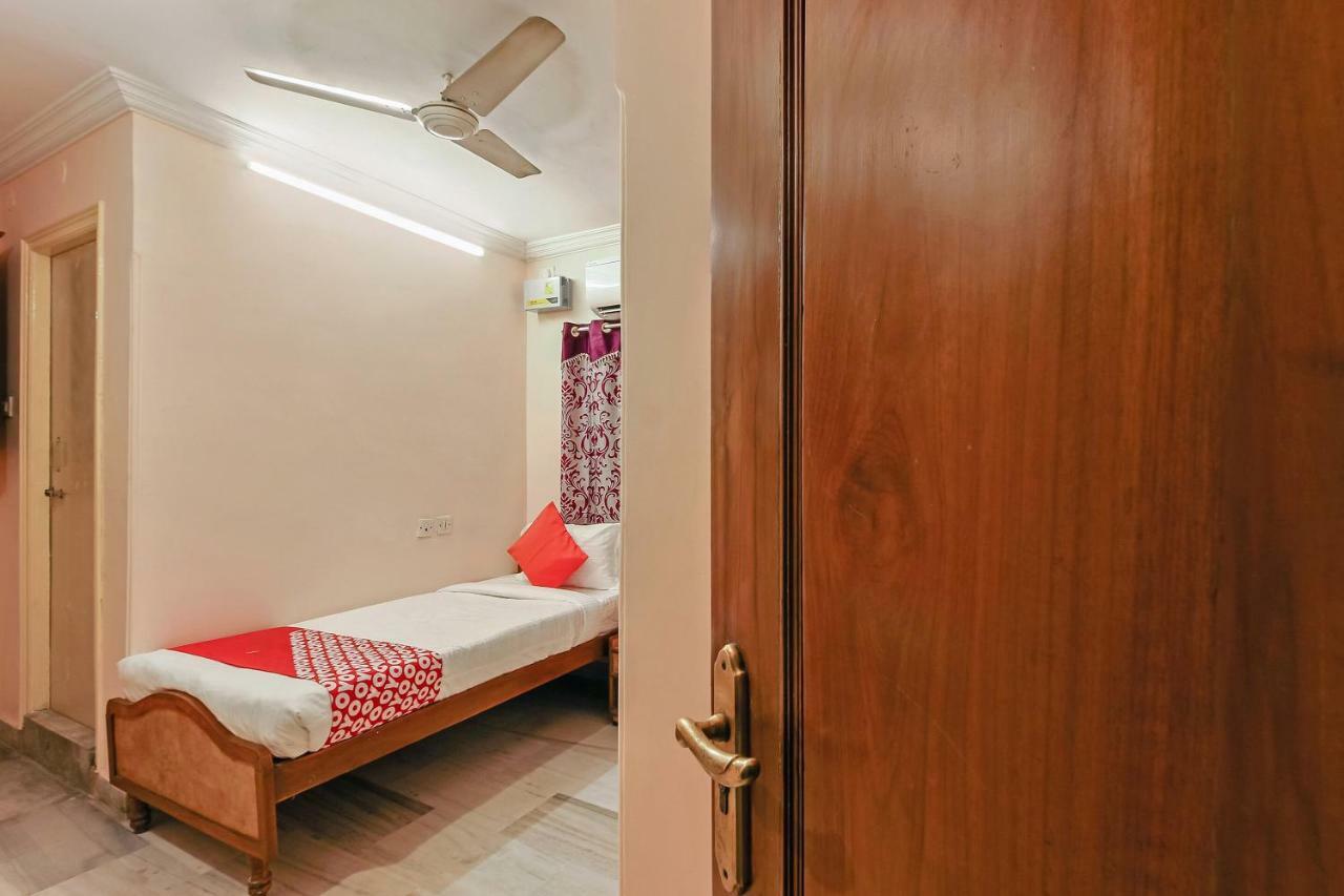 Oyo 23191 Flagship Hotel Raj Madan Ameerpet 海得拉巴 外观 照片