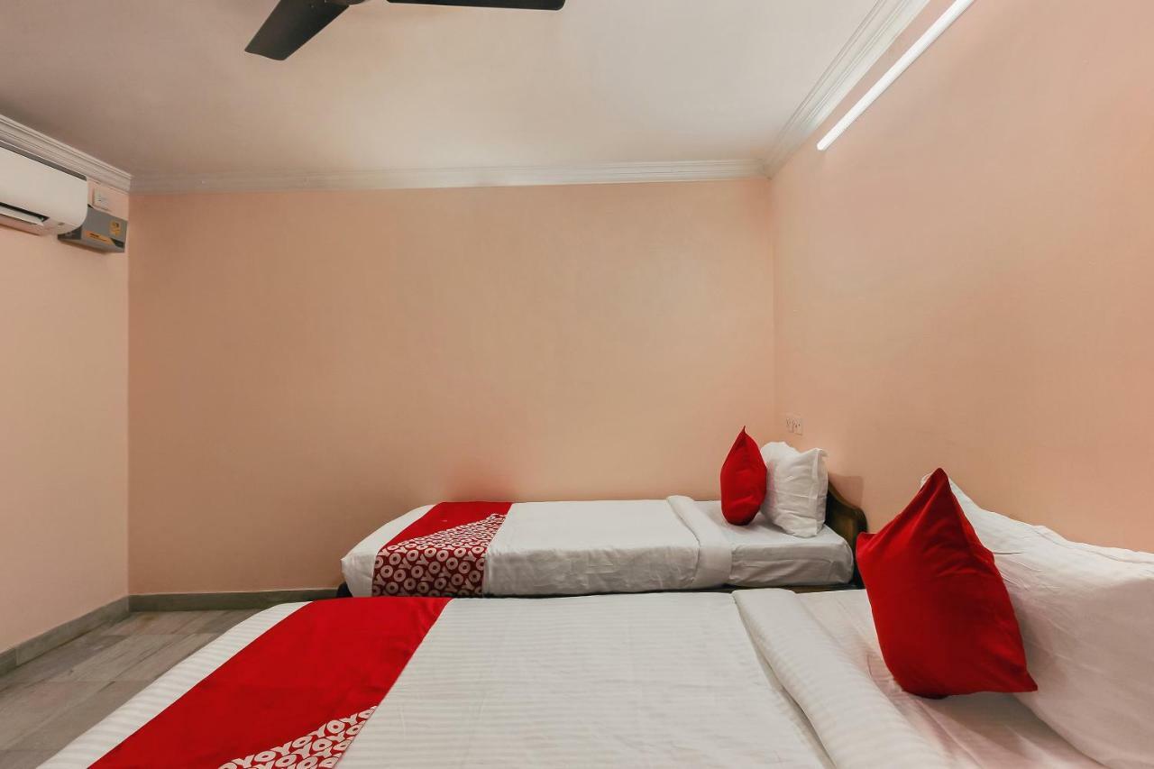 Oyo 23191 Flagship Hotel Raj Madan Ameerpet 海得拉巴 外观 照片