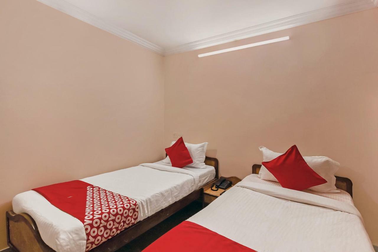 Oyo 23191 Flagship Hotel Raj Madan Ameerpet 海得拉巴 外观 照片